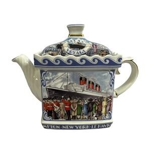 Vintage Sadler Golden Age of Travel Ocean Voyage Made in England Teapot